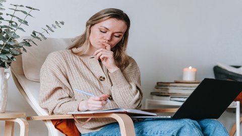 跨境電商平臺(tái)需要維護(hù)消費(fèi)者關(guān)系。