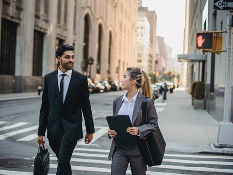 香港稅務新規(guī)與CRS 2.0背景下高凈值人群的資產(chǎn)合規(guī)路徑