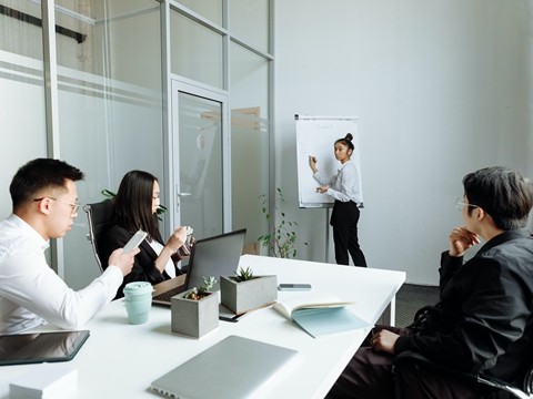 一鍵鎖定中東市場：全流程代理迪拜商標注冊服務(wù)