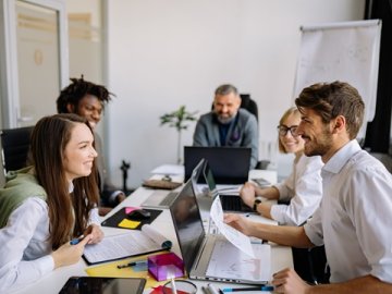 美國公司開設(shè)跨境銀行賬戶的流程詳解